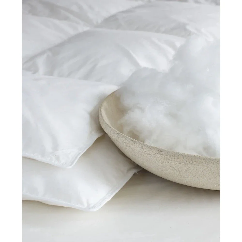 Quince Full/ Queen Premium Down Alternative Comforter Duvet White $134 Retail